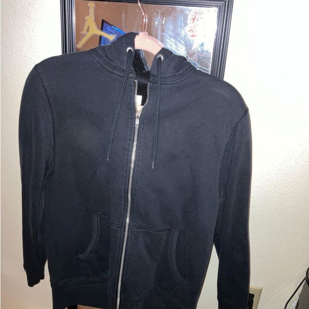 Old navy sweater
